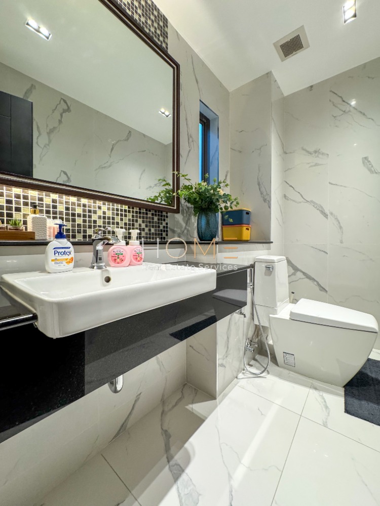 ขายบ้านลาดกระบัง สุวรรณภูมิ : เพอร์เฟค มาสเตอร์พีซ สุขุมวิท 77 / 5 ห้องนอน (ขาย), Perfect Masterpiece Sukhumvit 77 / 5 Bedrooms (SALE) AA473