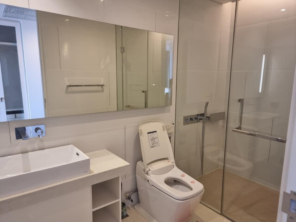 ขายคอนโดสาทร นราธิวาส : 🔥The Bangkok Sathorn good price for sale! 1 Bedroom High floor nice view near BTS Chong Nonsi Tel 086-369-2224