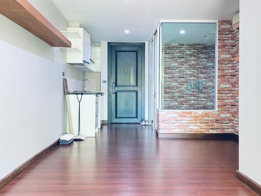 For SaleCondoOnnut, Udomsuk : Condo for sale: The Next Garden Mix Sukhumvit 52, room size 58.40 sq m., near BTS On Nut, empty room, beautifully decorated, good condition