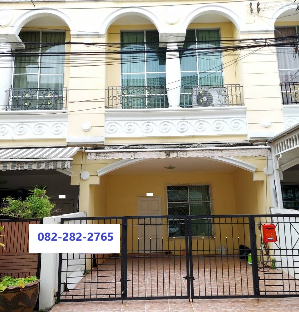 For RentTownhomePattanakan, Srinakarin : 21 sq m, 3 bedrooms, 4 bathrooms, 3-storey townhouse, Baan Klang Muang, Rama 9, Srinakarin