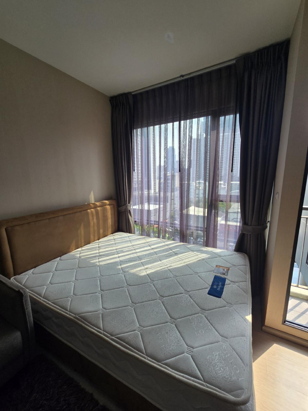For RentCondoRama9, Petchburi, RCA : Condo for rent♥️Rhythm Asoke 1♥️MRT Rama 9, Central Rama 9, IT Fortune Town