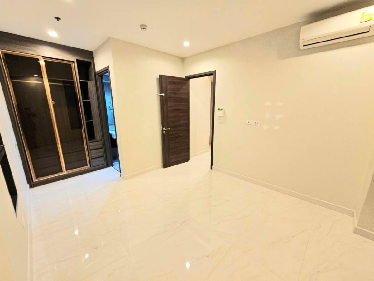 For SaleCondoSukhumvit, Asoke, Thonglor : C Ekkamai / Beautiful room, high floor, open view, best real price in the market in the heart of Ekkamai / 3 bedrooms, 3 bathrooms, 100 sq m. Call 0937890899