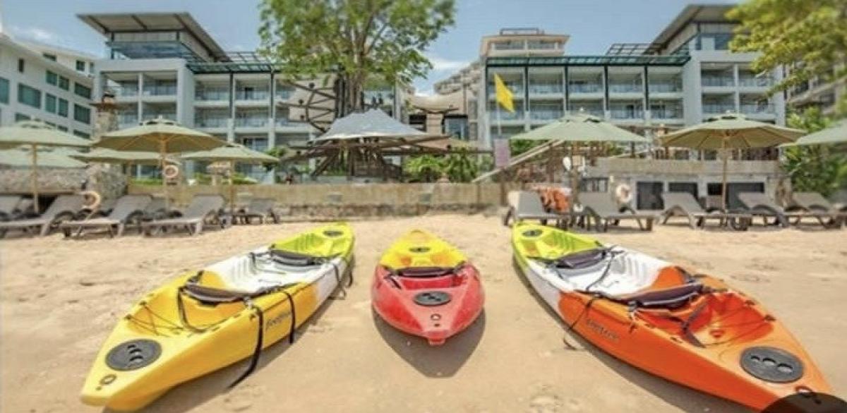 ขายกิจการโรงแรม & กิจการอพาร์ตเมนต์พัทยา บางแสน ชลบุรี สัตหีบ : 📢👇ขายโรงแรมหรูที่พัทยา พร้อมคอนโด  ติดทะเล ที่เงียบสงบ หาดสะอาด ดำเนินกิจการต่อได้ ลูกค้าเต็มตลอด