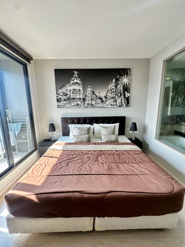 ให้เช่าคอนโดอ่อนนุช อุดมสุข : คอนโด  Rhythm Sukhumvit 44/1 ห้องสวย เฟอร์นิเจอร์ครบ พร้อมเช่าอยู่