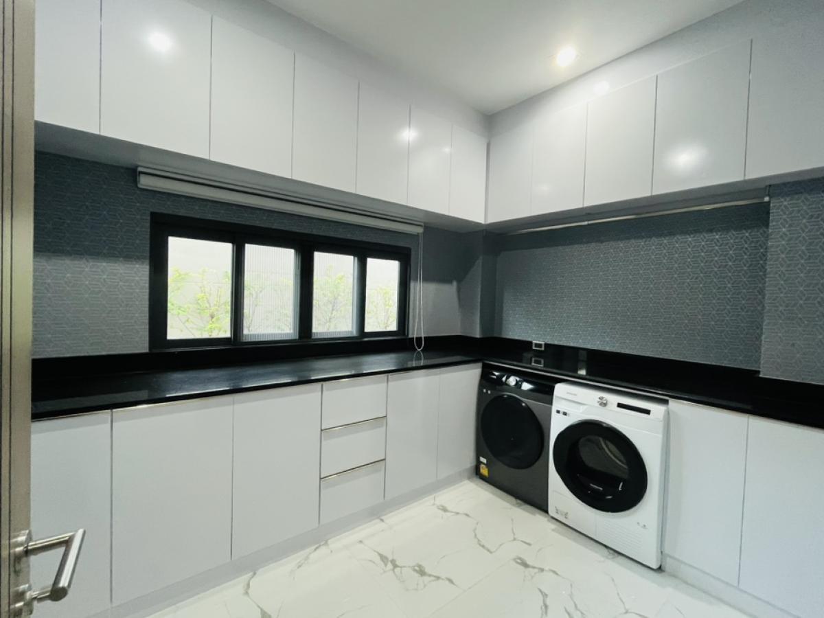 For SaleHousePattaya, Bangsaen, Chonburi : Machaner Van, Pattaya, Madcha Nirvana, new house, Built in+Solar Cell, nearly 2 million, more beautiful than angels.