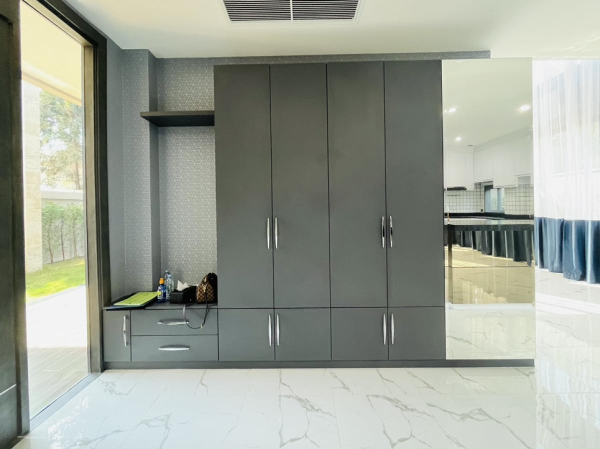 For SaleHousePattaya, Bangsaen, Chonburi : Machaner Van, Pattaya, Madcha Nirvana, new house, Built in+Solar Cell, nearly 2 million, more beautiful than angels.