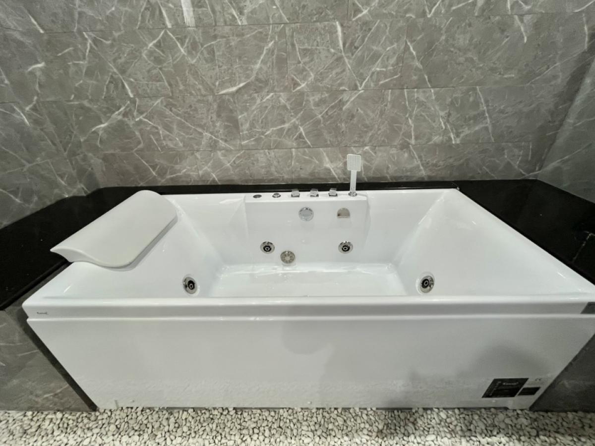 For SaleHousePattaya, Bangsaen, Chonburi : Machaner Van, Pattaya, Madcha Nirvana, new house, Built in+Solar Cell, nearly 2 million, more beautiful than angels.