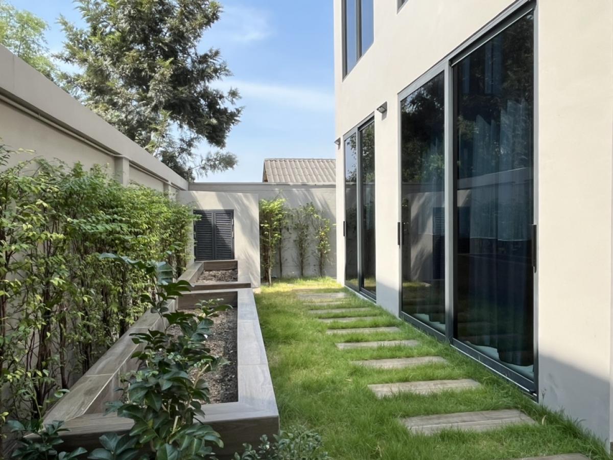 For SaleHousePattaya, Bangsaen, Chonburi : Madcha Nirvana, Madcha Nirvana Pattaya, new house, built in + solar cell, almost 2 million, more beautiful than an angel.