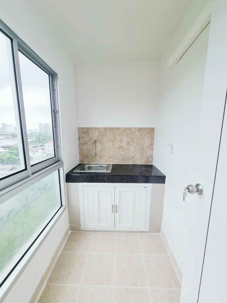 For SaleCondoBang Sue, Wong Sawang, Tao Pun : Condo near me, Prachachuen area, the hottest location, the most popular project, installment starts at only 6,xxx baht/month, salary 15,000 baht, can easily get a loan.