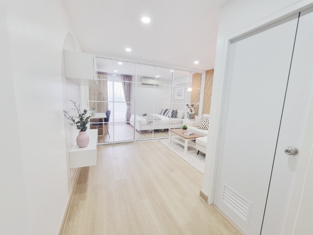 For SaleCondoBang Sue, Wong Sawang, Tao Pun : Condo near me, Prachachuen area, the hottest location, the most popular project, installment starts at only 6,xxx baht/month, salary 15,000 baht, can easily get a loan.