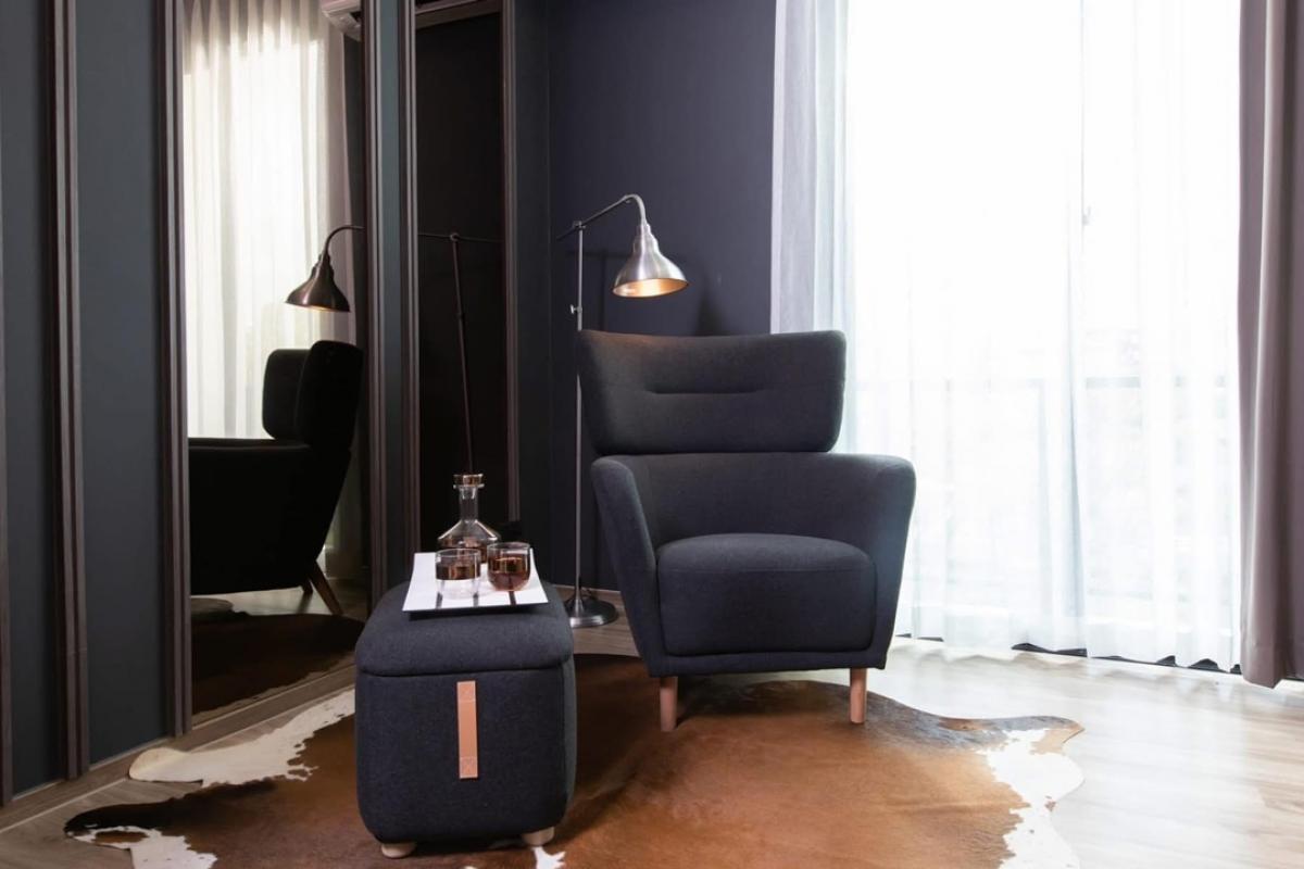 ให้เช่าบ้านลาดกระบัง สุวรรณภูมิ : 📢👇 Pool villa, 3-story at Altitude Forest Onnut-Latkrabang, nice modern decoration or able to rent as unfurnished