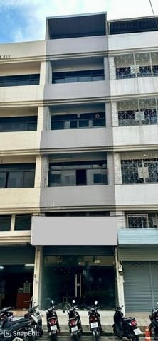 ให้เช่าอาคารพาณิชย์เกษตรศาสตร์ รัชโยธิน : ให้เช่า อาคารพาณิชย์ 4.5 ชั้น ถนนพหลโยธิน ในซอย รพ.Central General ใกล้ BTS สถานีสายหยุด