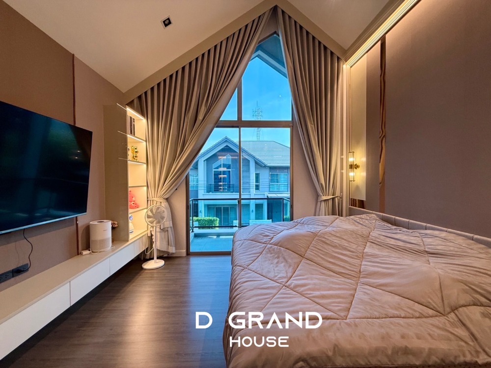 For SaleHouseSeri Thai, Ramkhamhaeng Nida : For sale: Luxury house, beautifully decorated, ready to move in! Bangkok Boulevard Signature Lat Phrao–Seri Thai