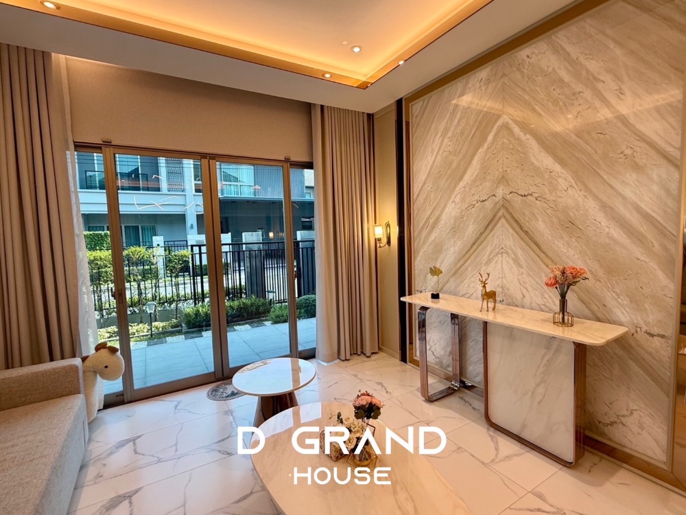For SaleHouseSeri Thai, Ramkhamhaeng Nida : For sale: Luxury house, beautifully decorated, ready to move in! Bangkok Boulevard Signature Lat Phrao–Seri Thai
