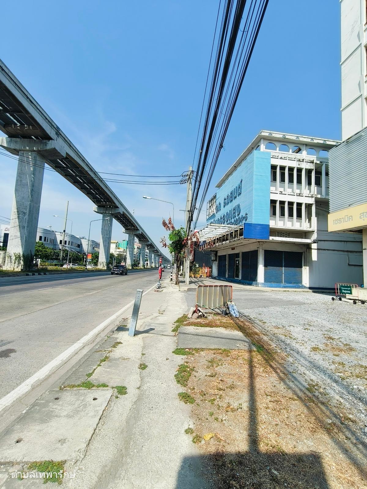 ให้เช่าโฮมออฟฟิศสมุทรปราการ สำโรง : ปล่อยเช่า​ อาคารสำนักงาน​ ทำเลติดถนน​ ตามสภาพ​ ถนนเทพารักษ์​  อาคารสินธุมงคล​ 3 ชั้นครึ่ง​  เนื้อที่​ 840  ตรม.​ อำเภอเมือง​ง​ จังหวัดสมุทรปราการ