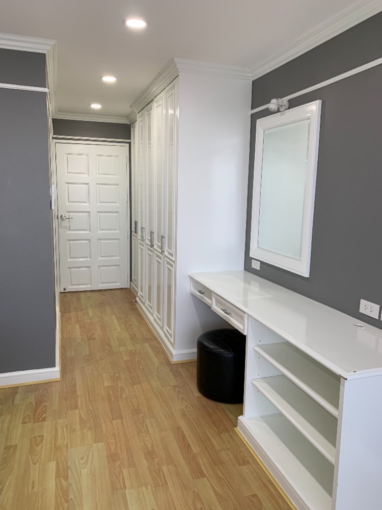 For RentCondoPattanakan, Srinakarin : !! Beautiful room for rent, Flora Ville condo, near BTS Hua Mak