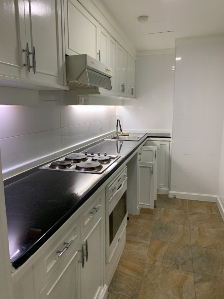 For RentCondoPattanakan, Srinakarin : !! Beautiful room for rent, Flora Ville condo, near BTS Hua Mak