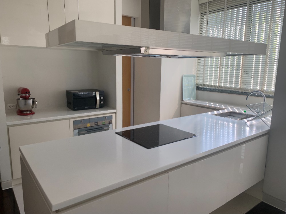 ขายคอนโดสุขุมวิท อโศก ทองหล่อ : Foreigner Quota ขาย 2 ห้องนอน ขนาดใหญ่ 100 กว่าตรม ใจกลางอโศก ใกล้ BTS ที่ Domus 16 #MN25010012