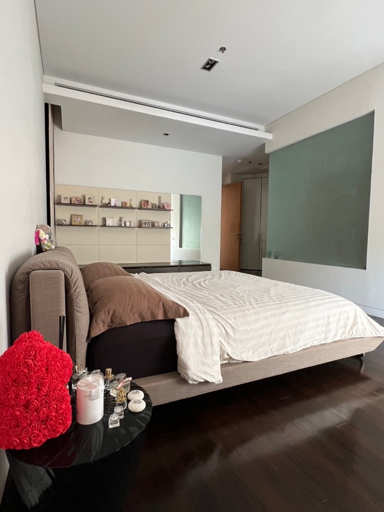 ขายคอนโดสุขุมวิท อโศก ทองหล่อ : Foreigner Quota ขาย 2 ห้องนอน ขนาดใหญ่ 100 กว่าตรม ใจกลางอโศก ใกล้ BTS ที่ Domus 16 #MN25010012