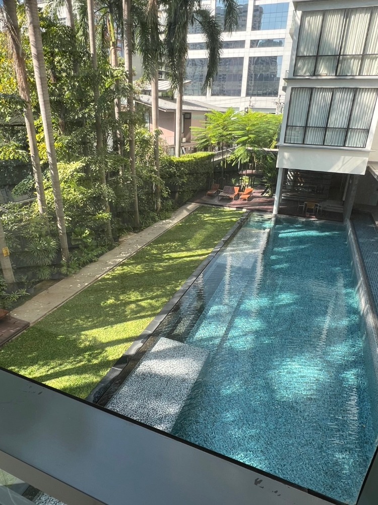 ขายคอนโดสุขุมวิท อโศก ทองหล่อ : Foreigner Quota ขาย 2 ห้องนอน ขนาดใหญ่ 100 กว่าตรม ใจกลางอโศก ใกล้ BTS ที่ Domus 16 #MN25010012