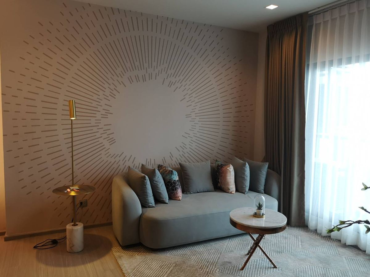 For SaleCondoOnnut, Udomsuk : Life Sukhumvit 62 condo for sale near Bangchak BTS and near the Chalerm Nakorn Expressway