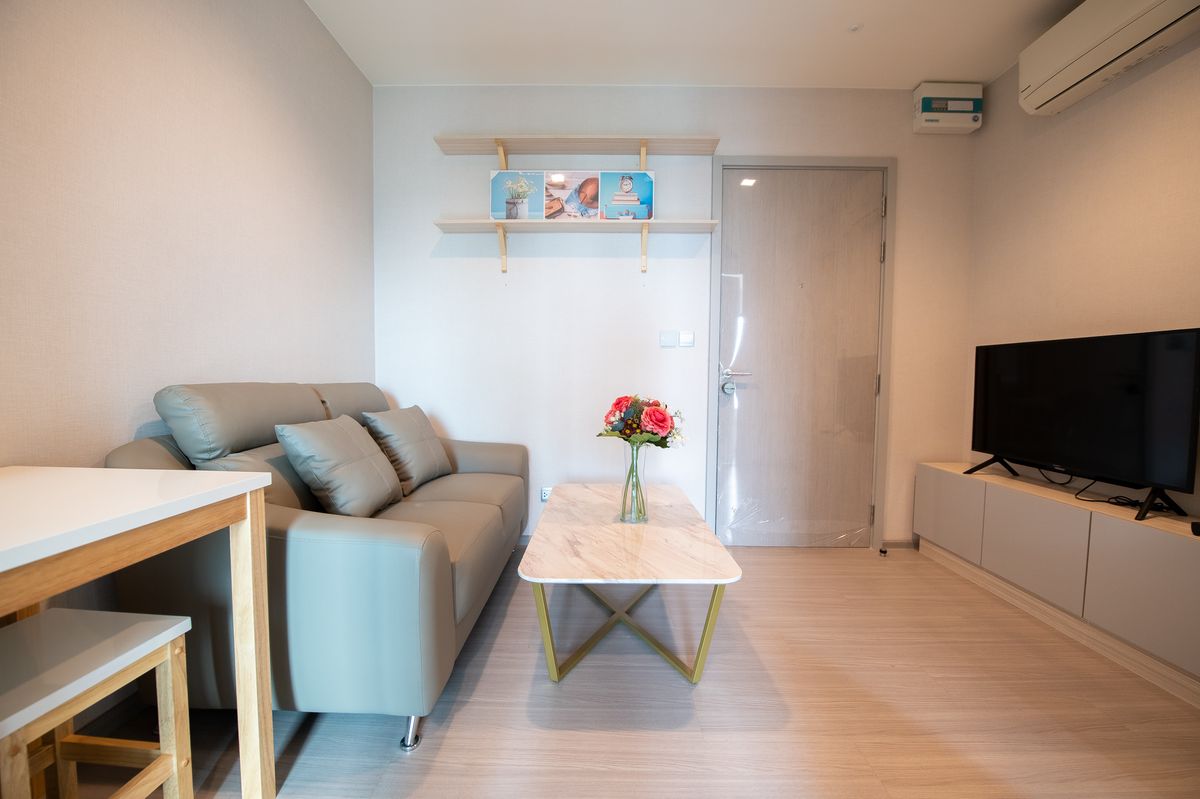 ขายคอนโดอ่อนนุช อุดมสุข : ขาย  /  ให้เช่า  คอนโด Life Sukhumvit 62  ใกล้รถไฟฟ้า BTS บางจาก และใกล้จุดขึ้น-ลงทางด่วนเฉลิมมหานคร