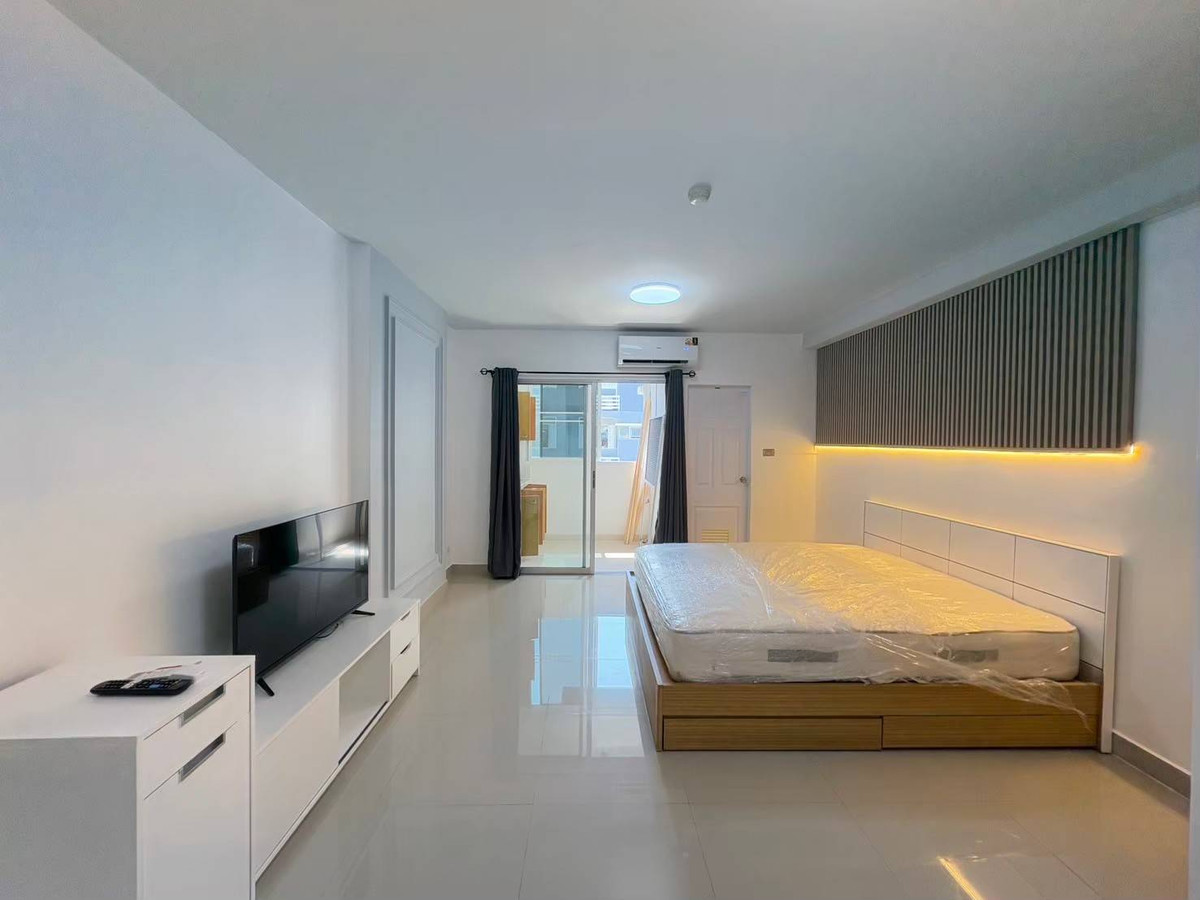 ให้เช่าคอนโดรัชดา ห้วยขวาง : YR4623 ให้เช่าห้อง ซิตี้ โฮม รัชดา 10 City Home Ratchada 10 11000