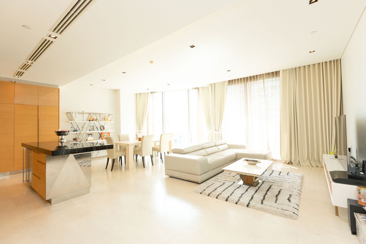 For SaleCondoSilom, Saladaeng, Bangrak : Condo for sale Saladaeng Residences near BTS Saladaeng 550 m.