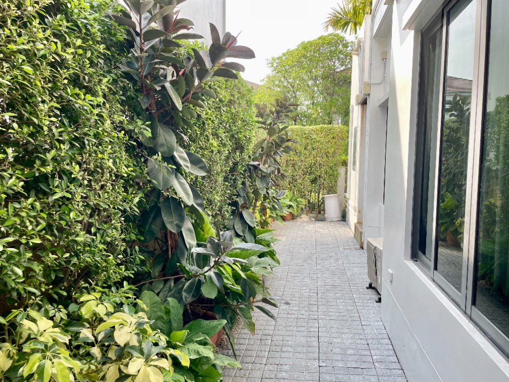 For SaleHousePattanakan, Srinakarin : 🔥For sale Setthasiri Srinakarin-Rama9  2-storey detached house, 77 sq m., 3 bedrooms, 3 bathrooms, 3 parking spaces, corner plot, next to the garden, Krungthep Kreetha Road 7, near the entrance/exit of Rama 9 Expressway