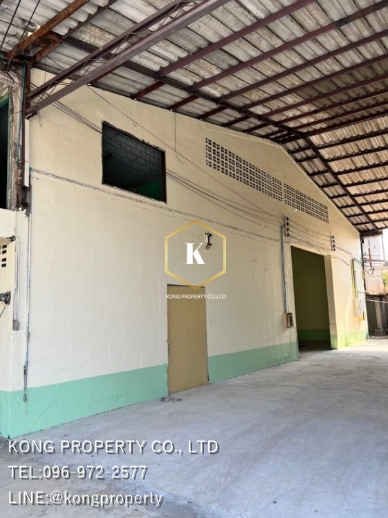 For RentWarehouseMahachai Samut Sakhon : Factory for rent, purple area, Om Noi, Samut Sakhon, size 400 sq m, with Factory License 4