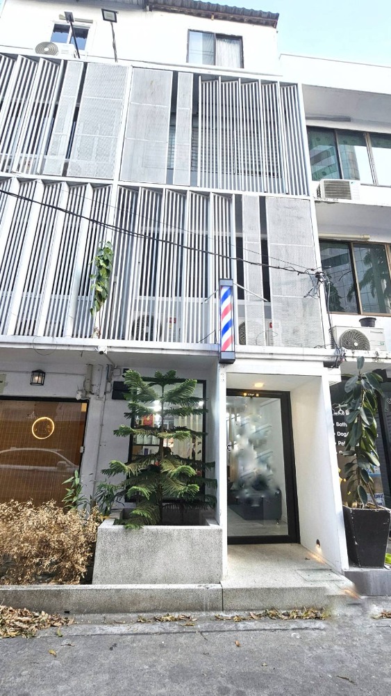 For LeaseholdShop HouseSukhumvit, Asoke, Thonglor : For sale, location with purchasing power for customers