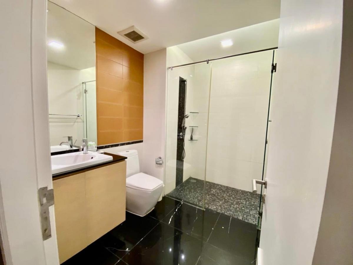 ขายคอนโดสาทร นราธิวาส : ขายคอนโด Urbana Sarthorn ขนาด 139.40 Sq.m 2 bed 2 bath เพียง 24 MB (For Rent 60,000) เท่านั้น !!!