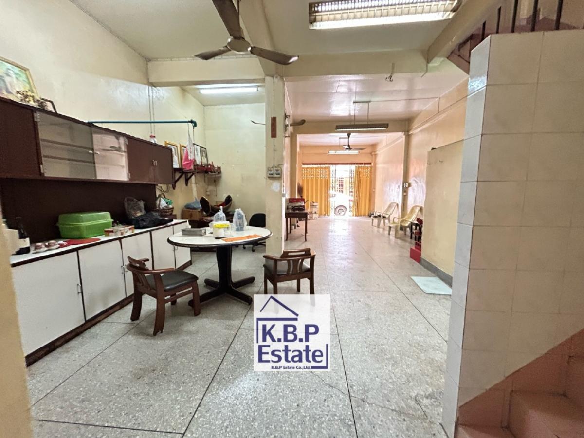 ขายทาวน์โฮมคลองเตย กล้วยน้ำไท : ขายตึกแถว ทำเลพระราม4 ใกล้สวนเพลินมาเก็ต 230เมตร