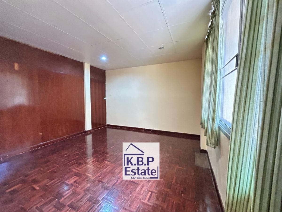 ขายทาวน์โฮมคลองเตย กล้วยน้ำไท : ขายตึกแถว ทำเลพระราม4 ใกล้สวนเพลินมาเก็ต 230เมตร