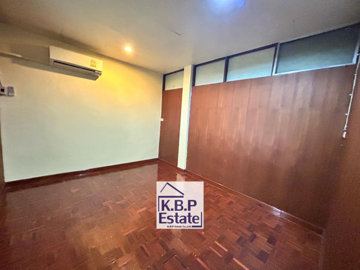 ขายทาวน์โฮมคลองเตย กล้วยน้ำไท : ขายตึกแถว ทำเลพระราม4 ใกล้สวนเพลินมาเก็ต 230เมตร