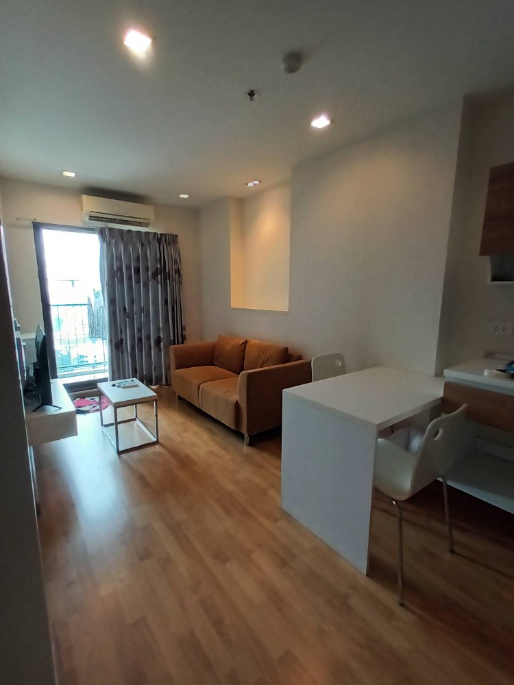 ให้เช่าคอนโดพระราม 9 เพชรบุรีตัดใหม่ RCA : For Rent 1 Bedroom 31 Sq.m  Nice view - Fully Furniture - Ready to move in