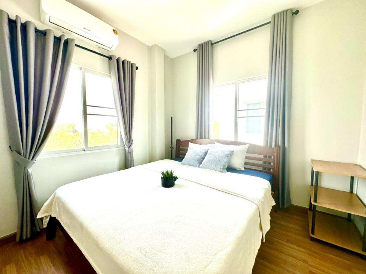 ให้เช่าบ้านลาดกระบัง สุวรรณภูมิ : Owner post - ลดราคา 28,000 บาท ต่อรองได้, รับนายหน้า, รับระยะสั้น, บ้านเดี่ยว รีโนเวทใหม่ทั้งหลัง ใกล้สนามบินสุวรรณภูมิ เส้นถนนต่อจากกรุงเทพกรีฑา