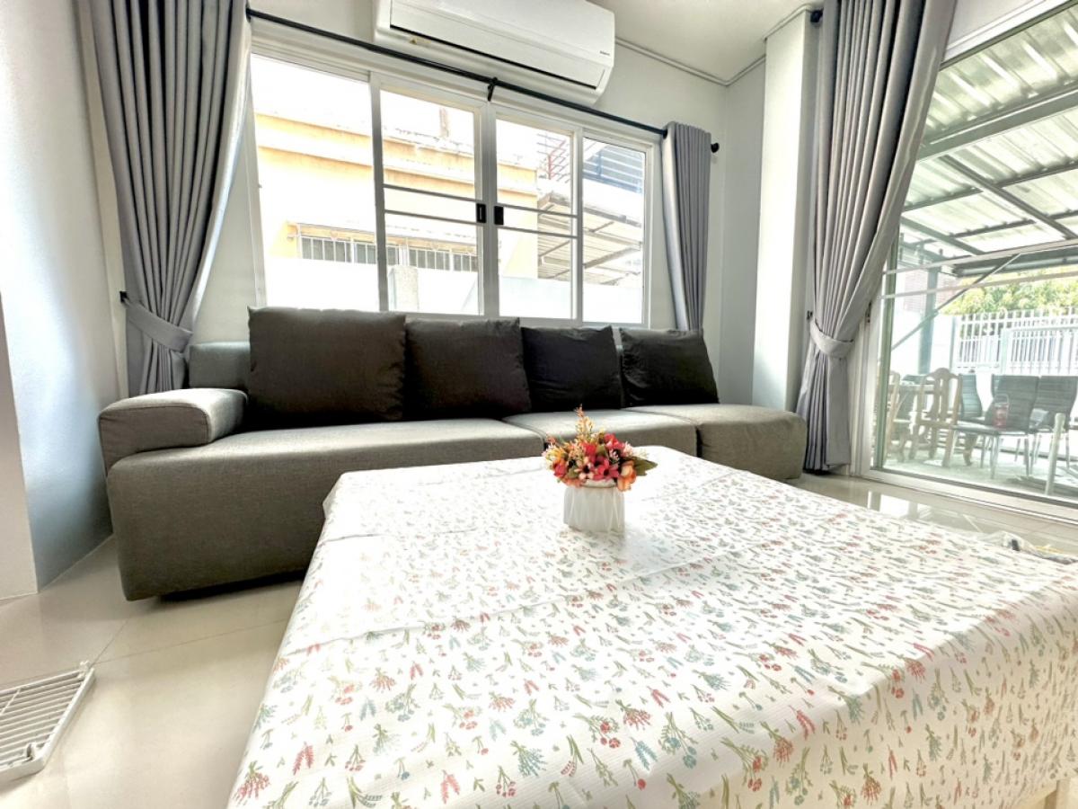 ให้เช่าบ้านลาดกระบัง สุวรรณภูมิ : Owner post - ลดราคา 28,000 บาท ต่อรองได้, รับนายหน้า, รับระยะสั้น, บ้านเดี่ยว รีโนเวทใหม่ทั้งหลัง ใกล้สนามบินสุวรรณภูมิ เส้นถนนต่อจากกรุงเทพกรีฑา