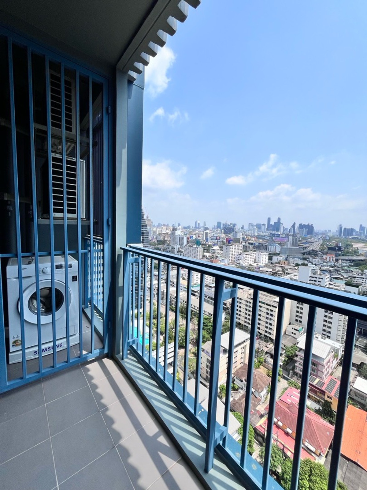 For RentCondoRatchathewi,Phayathai : 📍XTPHAYATAI 1 Broken 1, never have a residence ** large room, special price, have many rooms available 📍