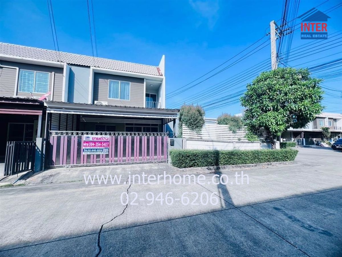 ขายทาวน์โฮมสมุทรปราการ สำโรง : ทาวน์เฮ้าส์ 2 ชั้น 38.8 ตร.ว. หมู่บ้านเดอะ คัลเลอร์ส เลชเชอร์ บางนา กม.8 ถนนบางนา-ตราด ถนนเทศบาลบางแก้ว1 บางพลี สมุทรปราการ