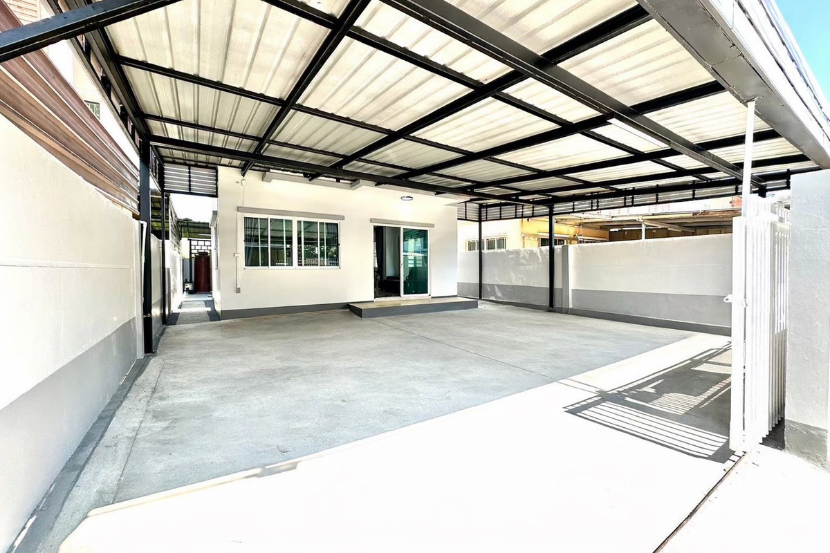 ให้เช่าบ้านลาดกระบัง สุวรรณภูมิ : Owner post - ลดราคา 28,000 บาท ต่อรองได้, รับนายหน้า, รับระยะสั้น, บ้านเดี่ยว รีโนเวทใหม่ทั้งหลัง ใกล้สนามบินสุวรรณภูมิ เส้นถนนต่อจากกรุงเทพกรีฑา