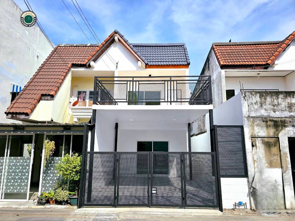 ขายทาวน์โฮมมีนบุรี-ร่มเกล้า : ขายทาวน์เฮ้าส์ พร้อมอยู่ ราคาถูก หมู่บ้านฉัตรหลวง ราษฎร์อุทิศ สุวินทวงศ์ หนองจอก คู้ขวา คู้ซ้าย รามคำแหง แสนแสบ มีนบุรี นิมิตใหม่ ร่มเกล้า เกษมบัณฑิต รถไฟฟ้าสายสีส้ม
