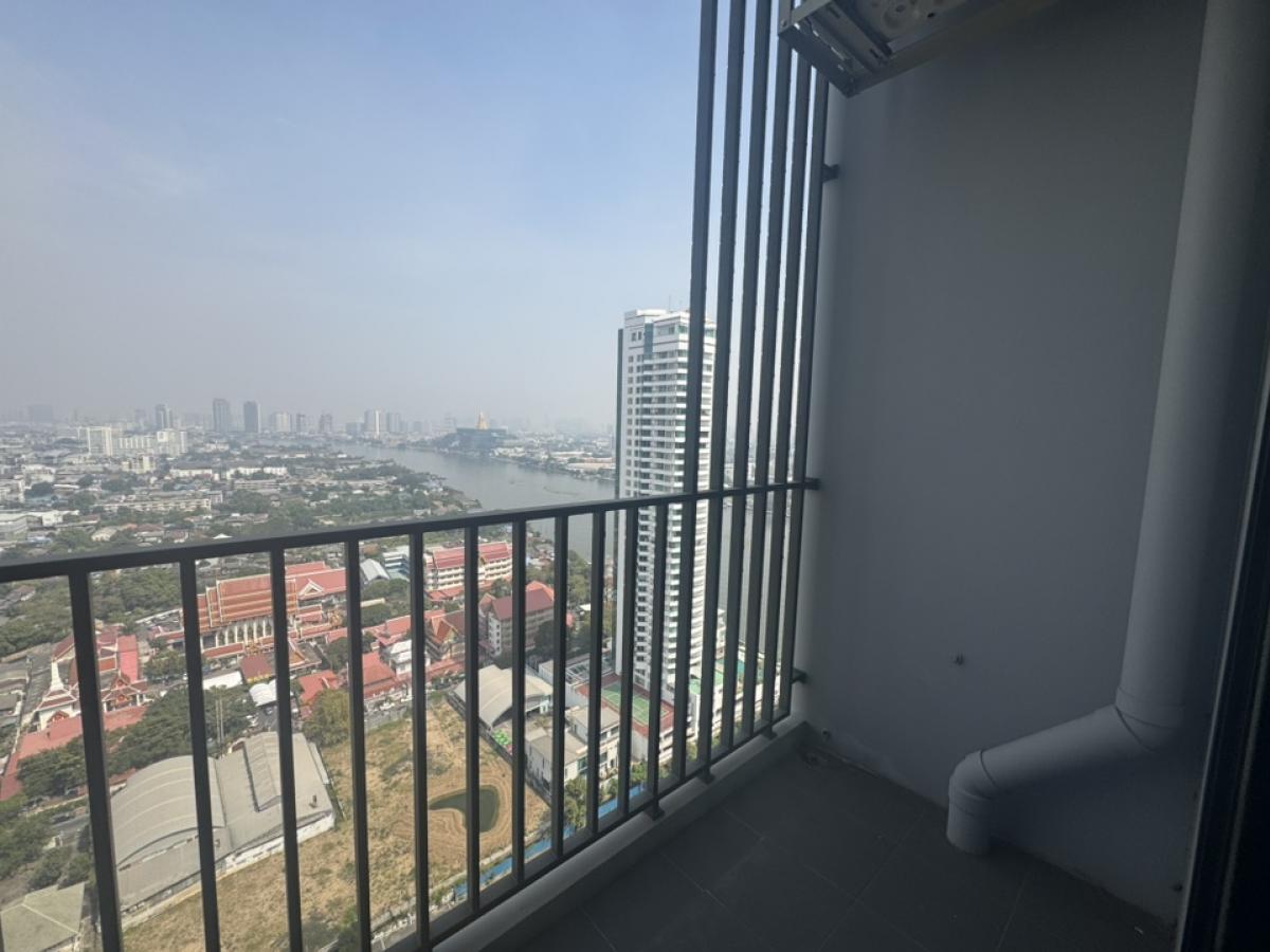 For SaleCondoPinklao, Charansanitwong : Rare Item💢 Chao Phraya River view room, high floor, hybrid, size 50 sq m., price 5.39 million baht. Interested in viewing the room, call/line: 0646428664 Patch