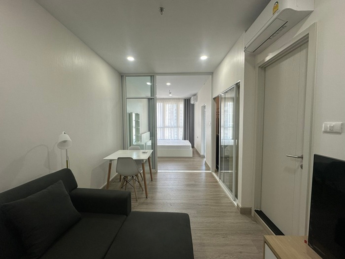 ให้เช่าคอนโดบางแค เพชรเกษม : 🎨ให้เช่า!!  1 ห้องนอน พลัส  1 ห้องน้ำ  ชั้น 23 เช่า 15,000 บาท / เดือน  // คอนโด Supalai Loft ภาษีเจริญ ใกล้ MRT ภาษีเจริญ  200 เมตร // 065 356 2745  เดอะทอย 🎨