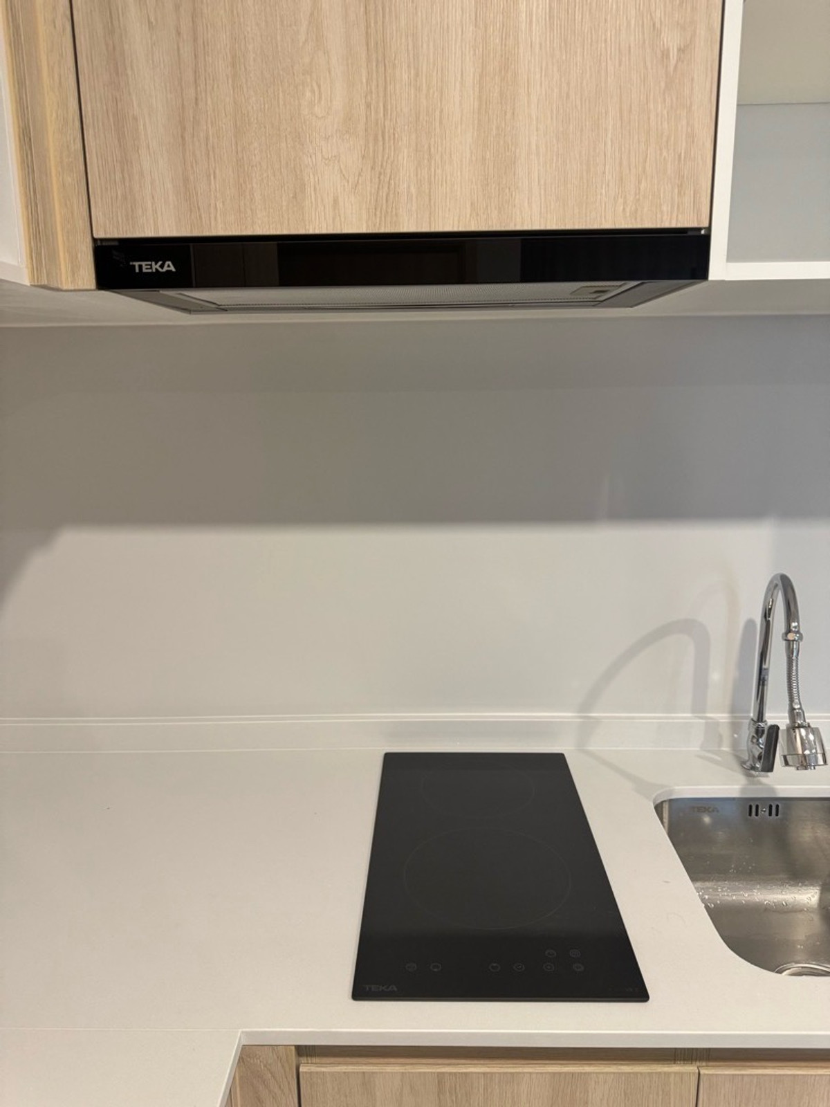 For RentCondoBangna, Bearing, Lasalle : For the new condo, Noble New Mega Plus, 20th floor, price 26,500 baht/month