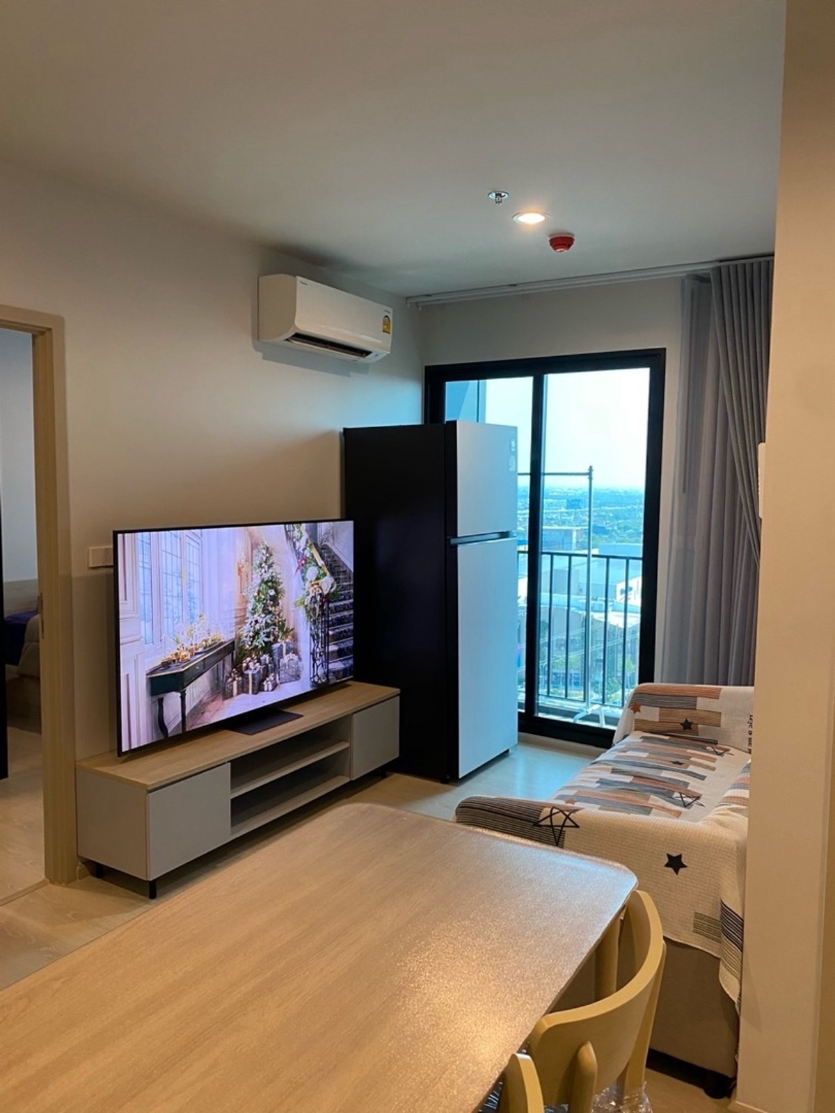 For RentCondoBangna, Bearing, Lasalle : For the new condo, Noble New Mega Plus, 20th floor, price 26,500 baht/month