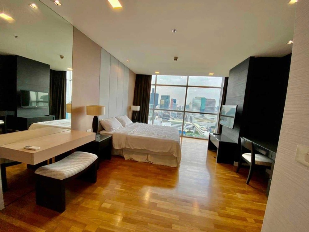 For SaleCondoSathorn, Narathiwat : LTH11576-Urbana Sathorn FOR SALE Size 139.4 sqm. 2 beds 2 baths Near BTS Chong Nonsi ONLY 24 MB