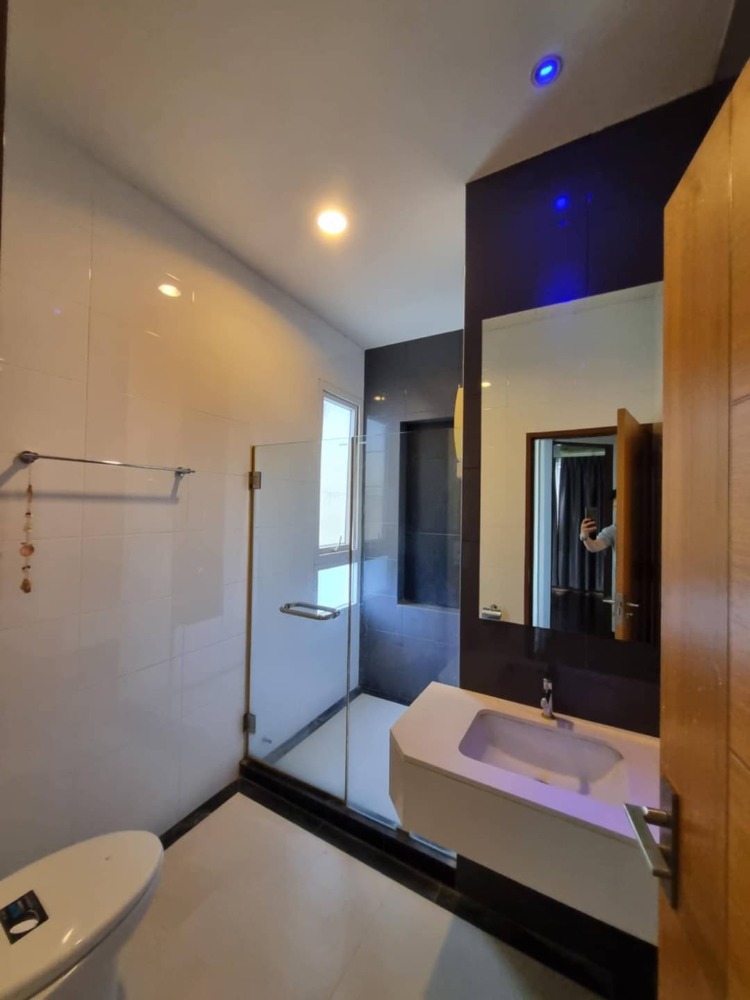 ขายบ้านลาดพร้าว เซ็นทรัลลาดพร้าว : เดอะ แกลเลอรี่ เฮ้าส์ / 3 ห้องนอน (ขาย), The Gallery House / 3 Bedrooms (SALE) TPM185