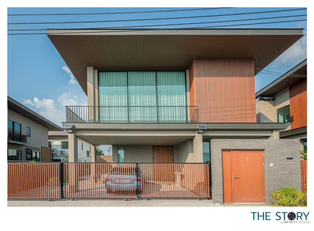 For RentHouseSamut Prakan,Samrong : 🌟For rent: detached house in Areeya Como Primo. This two-storey detached house features 4 bedrooms and 4 bathrooms. Fully furnished.💥Rental Fee: 100,000 THB/Month.