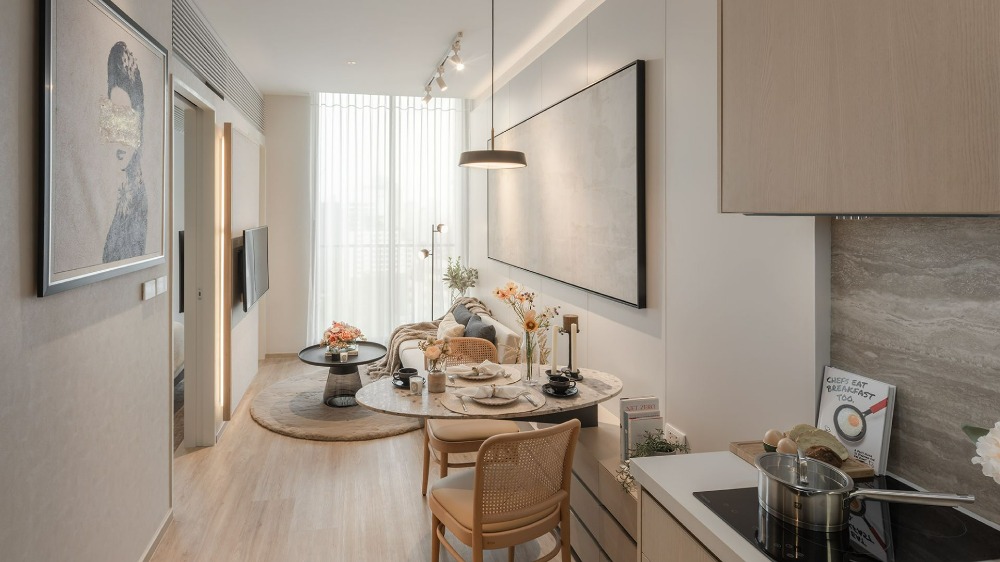 For SaleCondoSukhumvit, Asoke, Thonglor : Top class facilities, Full Furnished 1 bed Phrom Phong Area, close to BTS Phrom Phong and The Emquartier 081-245-7349